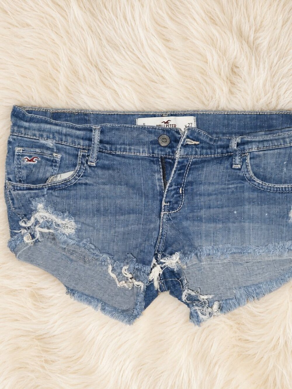Hollister Denim Shorts — Size 27 - Size 5 - Picture 1 of 2